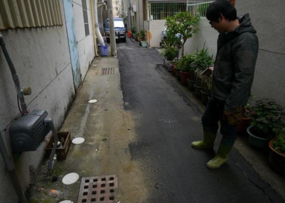 臺南市北區和順里明德路58巷少量噴砂，巷道輕微沉陷。(根據中央地質調查所, 2016)